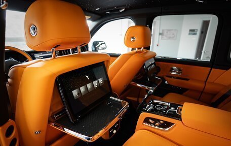 Rolls-Royce Cullinan, 2025 год, 79 900 000 рублей, 28 фотография