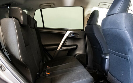 Toyota RAV4, 2016 год, 1 999 000 рублей, 16 фотография