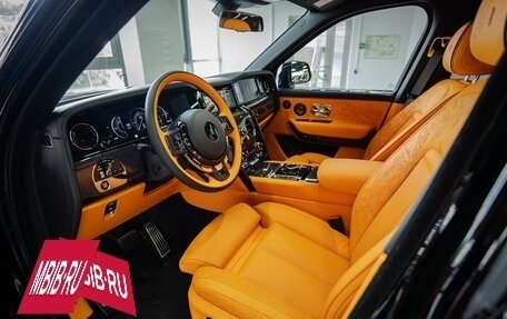 Rolls-Royce Cullinan, 2025 год, 79 900 000 рублей, 18 фотография