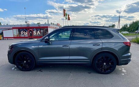 Volkswagen Touareg III, 2019 год, 8 150 000 рублей, 7 фотография