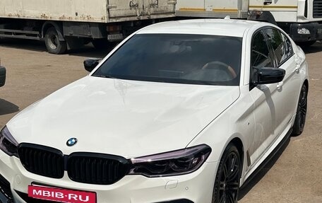 BMW 5 серия, 2019 год, 4 650 000 рублей, 14 фотография