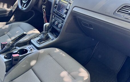 Volkswagen Golf VII, 2018 год, 2 200 000 рублей, 11 фотография
