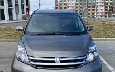 Toyota ISis I, 2010 год, 1 050 000 рублей, 1 фотография