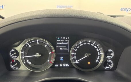 Toyota Land Cruiser 200, 2017 год, 5 600 000 рублей, 7 фотография