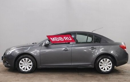 Chevrolet Cruze II, 2011 год, 715 000 рублей, 8 фотография