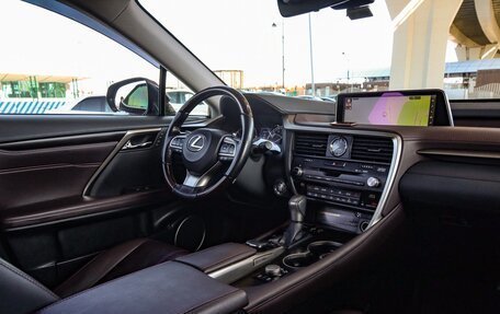 Lexus RX IV рестайлинг, 2017 год, 4 890 000 рублей, 14 фотография