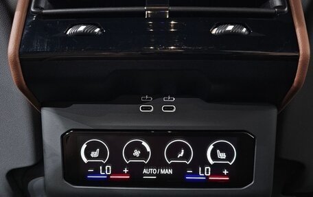 BMW 5 серия, 2025 год, 6 349 000 рублей, 12 фотография