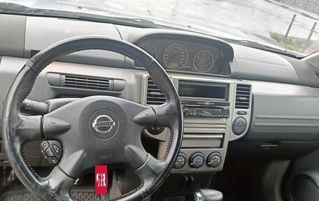 Nissan X-Trail, 2005 год, 550 000 рублей, 2 фотография