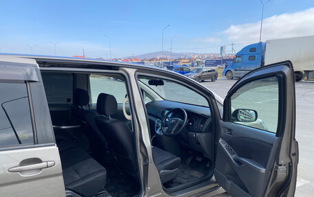 Toyota ISis I, 2010 год, 1 050 000 рублей, 8 фотография