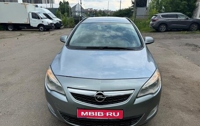 Opel Astra J, 2012 год, 735 000 рублей, 1 фотография