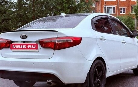 KIA Rio III рестайлинг, 2013 год, 670 000 рублей, 3 фотография