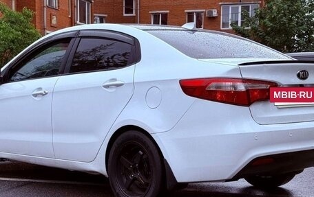 KIA Rio III рестайлинг, 2013 год, 670 000 рублей, 4 фотография