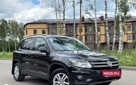 Volkswagen Tiguan I, 2015 год, 1 850 000 рублей, 2 фотография