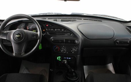 Chevrolet Niva I рестайлинг, 2015 год, 575 000 рублей, 13 фотография