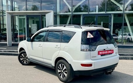 Mitsubishi Outlander III рестайлинг 3, 2011 год, 920 000 рублей, 7 фотография