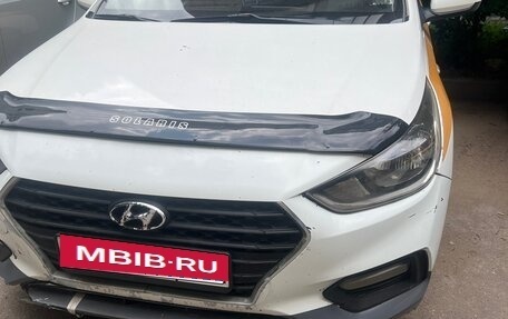 Hyundai Solaris II рестайлинг, 2018 год, 800 000 рублей, 3 фотография