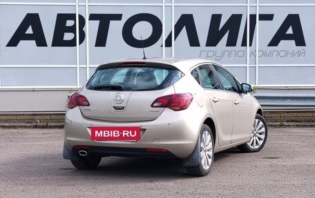 Opel Astra J, 2012 год, 728 000 рублей, 2 фотография