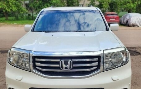 Honda Pilot III рестайлинг, 2013 год, 1 900 000 рублей, 3 фотография