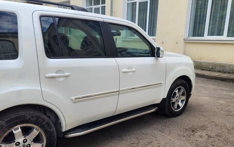 Honda Pilot III рестайлинг, 2013 год, 1 900 000 рублей, 14 фотография