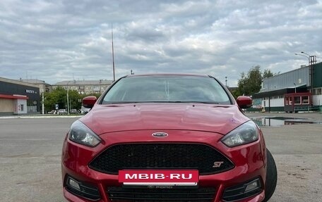 Ford Focus III, 2011 год, 850 000 рублей, 3 фотография