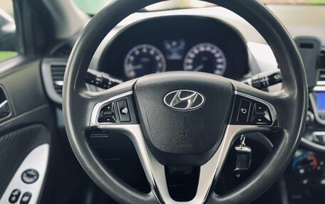 Hyundai Solaris II рестайлинг, 2011 год, 850 000 рублей, 8 фотография
