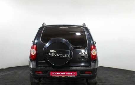 Chevrolet Niva I рестайлинг, 2015 год, 585 000 рублей, 7 фотография