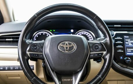 Toyota Camry, 2018 год, 2 948 000 рублей, 15 фотография