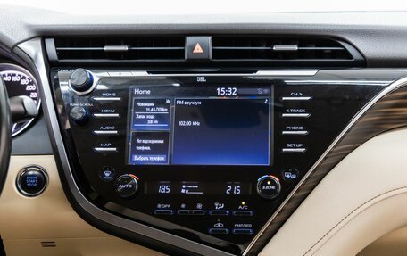 Toyota Camry, 2018 год, 2 948 000 рублей, 21 фотография
