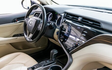 Toyota Camry, 2018 год, 2 948 000 рублей, 26 фотография