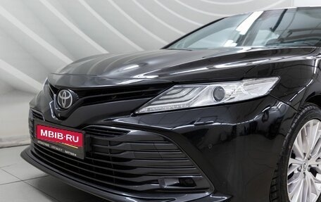 Toyota Camry, 2018 год, 2 948 000 рублей, 10 фотография