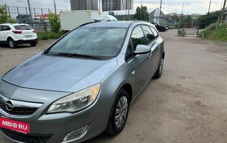 Opel Astra J, 2012 год, 735 000 рублей, 2 фотография