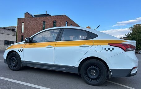 Hyundai Solaris II рестайлинг, 2018 год, 875 000 рублей, 12 фотография