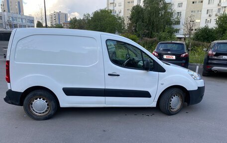 Peugeot Partner II рестайлинг 2, 2011 год, 470 000 рублей, 3 фотография