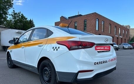 Hyundai Solaris II рестайлинг, 2018 год, 875 000 рублей, 11 фотография