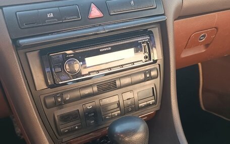 Audi A6, 1997 год, 390 000 рублей, 3 фотография