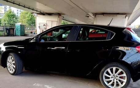 Alfa Romeo Giulietta, 2013 год, 1 750 000 рублей, 4 фотография