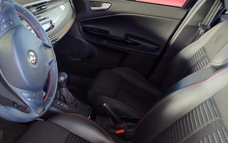 Alfa Romeo Giulietta, 2013 год, 1 750 000 рублей, 9 фотография