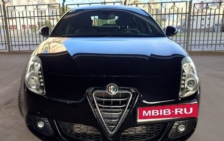 Alfa Romeo Giulietta, 2013 год, 1 750 000 рублей, 2 фотография