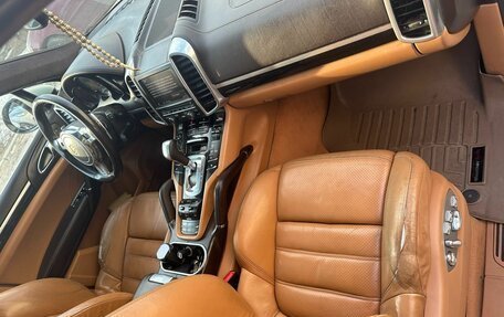 Porsche Cayenne III, 2010 год, 2 000 000 рублей, 2 фотография