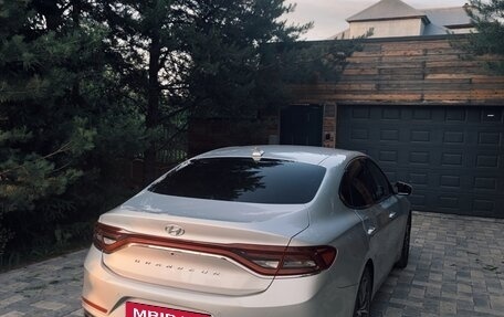 Hyundai Grandeur, 2018 год, 2 067 000 рублей, 13 фотография