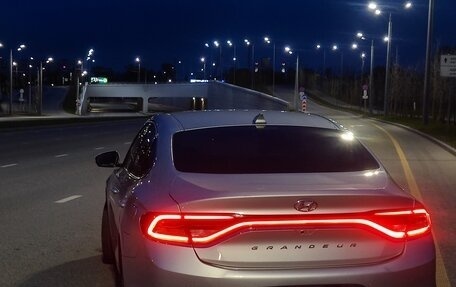 Hyundai Grandeur, 2018 год, 2 067 000 рублей, 16 фотография