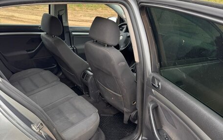 Volkswagen Golf V, 2004 год, 245 000 рублей, 9 фотография