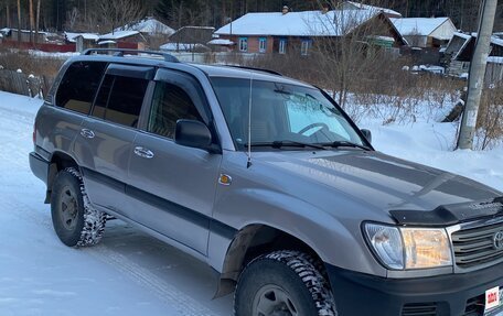 Toyota Land Cruiser 100 рестайлинг 2, 2004 год, 1 800 000 рублей, 4 фотография