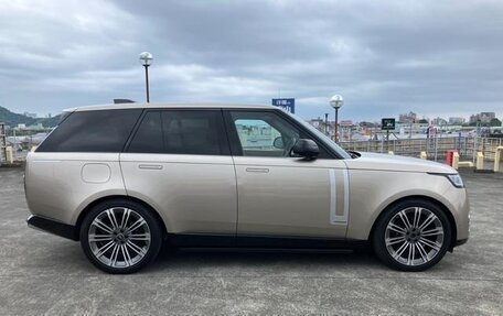 Land Rover Range Rover IV рестайлинг, 2023 год, 12 825 000 рублей, 5 фотография