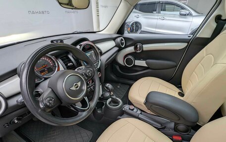 MINI Hatch, 2017 год, 1 399 000 рублей, 11 фотография