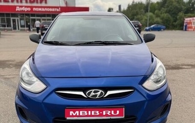 Hyundai Solaris II рестайлинг, 2013 год, 715 000 рублей, 1 фотография