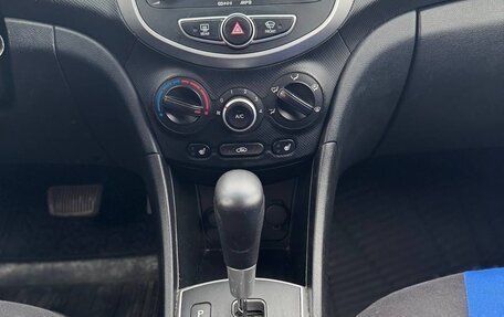 Hyundai Solaris II рестайлинг, 2013 год, 715 000 рублей, 16 фотография