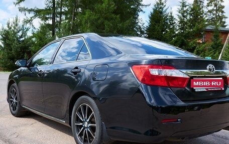 Toyota Camry, 2013 год, 1 600 000 рублей, 4 фотография