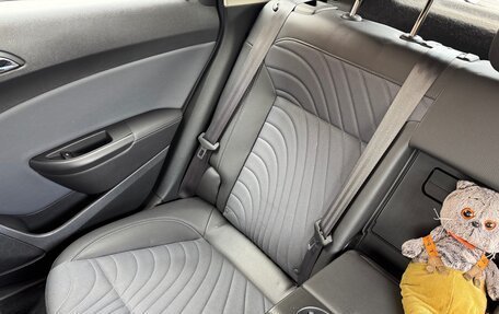 Opel Astra J, 2014 год, 1 250 000 рублей, 22 фотография