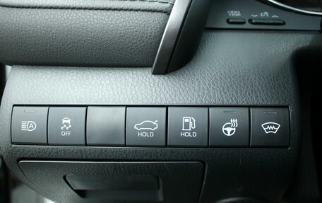 Toyota Camry, 2021 год, 3 193 000 рублей, 19 фотография